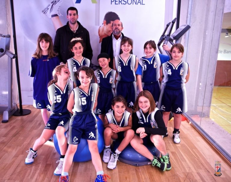 PREMINIS AMB EL SÈNIOR "A" (1-2-2014)