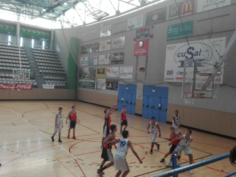 Els nois del Cadet 00, campions del 7è Torneig Ciutat de Vilanova