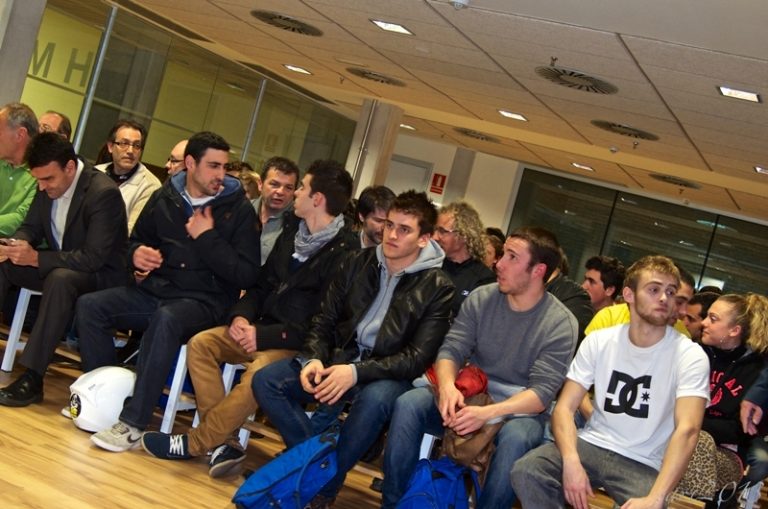 Presentació web a equips de la UEH