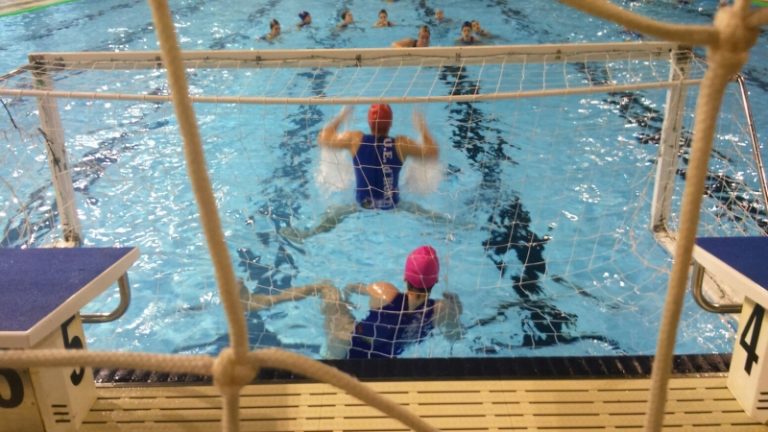 El Benjamí mixte guanya al CN Barcelona (2-5)