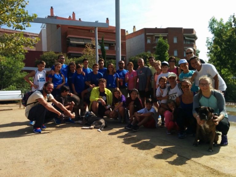 Representació de la secció a la 3a Caminada Solidària