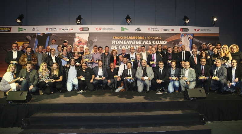 El Sènior Femení premiat a la nit dels Campions