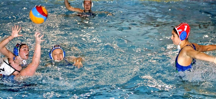 11aJ 1DNWPfem AR Concepción 12-5 UEHorta